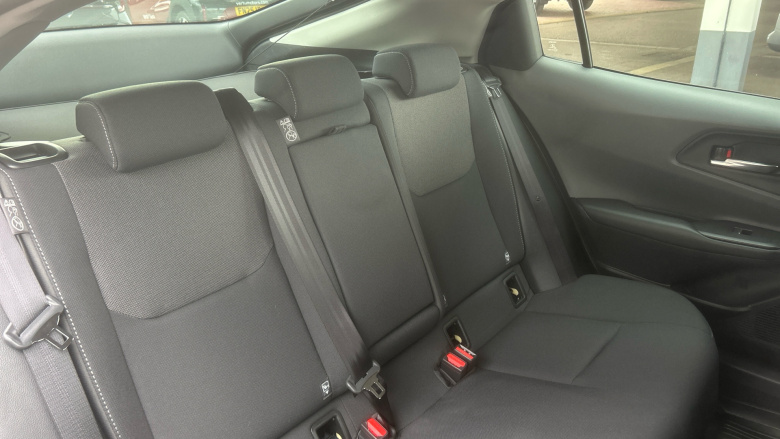 Toyota Prius 2.0 PHEV Design 5dr CVT Hatchback